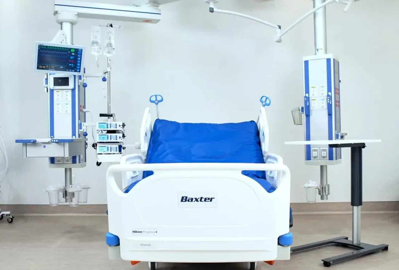 baxter_fcs_700_celing_supply_unit