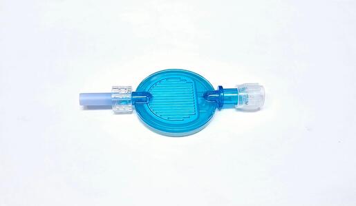 Air-Eliminating 1.2 Micron Solution Filter with Male Luer Lock Adapter. Approximate Volume 0.8 mL