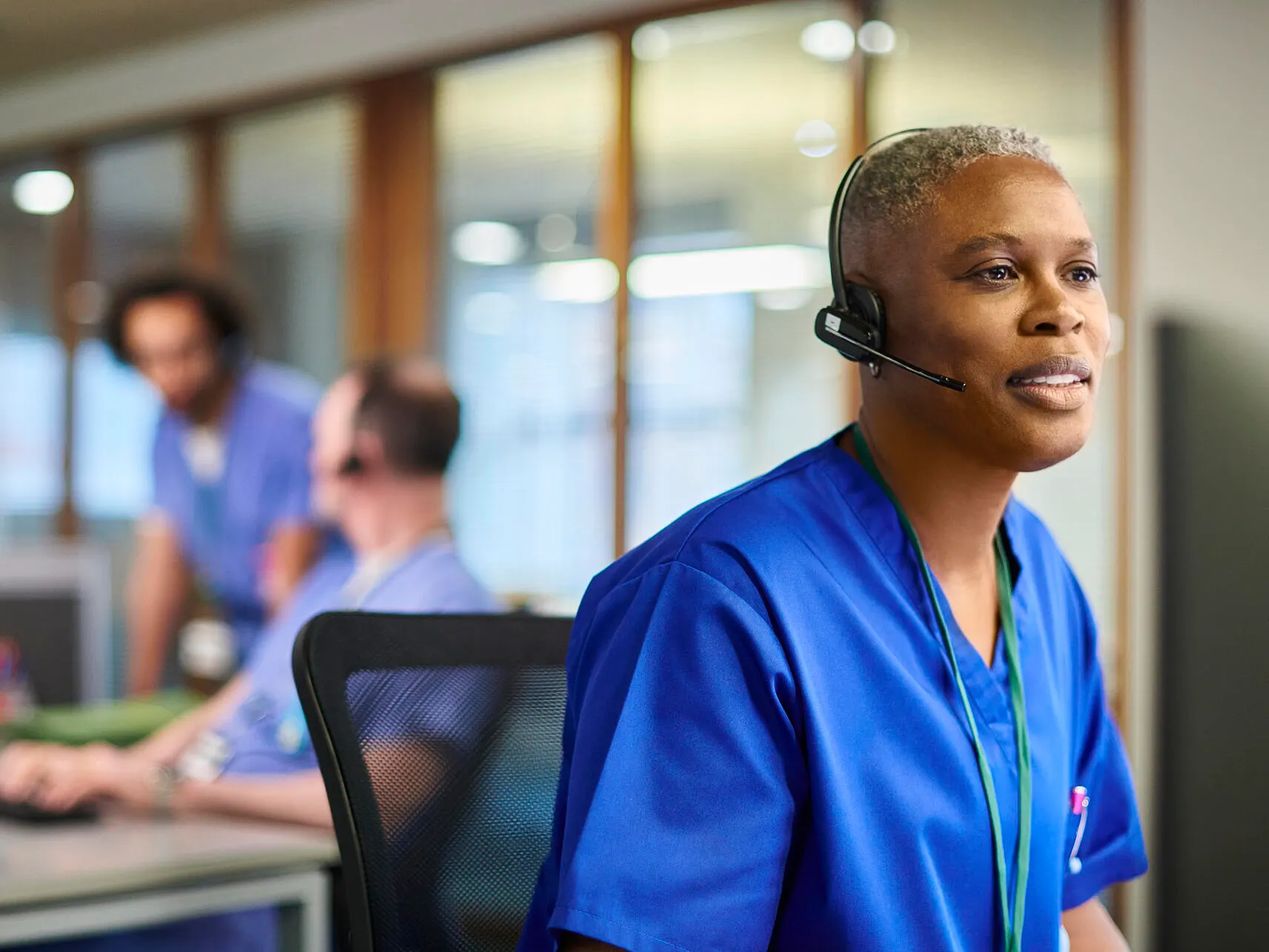 Baxter call center helping customers on the phone