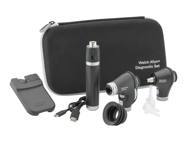 A Welch Allyn Diagnostic Set with PanOptic and MacroView Plus heads