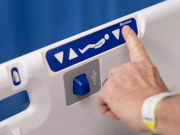baxter_dynamo_series_hospital_stretcher